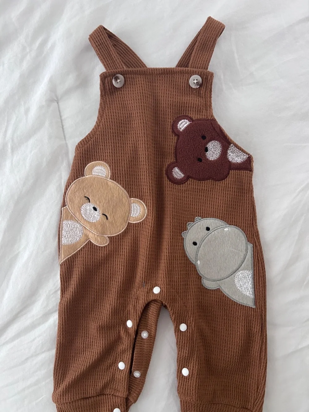 New Never Worn 3 piece bear overall set 3-6 months